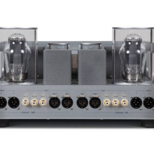 Panel trasero del ALLNIC AUDIO L-7000 con conexiones XLR y RCA