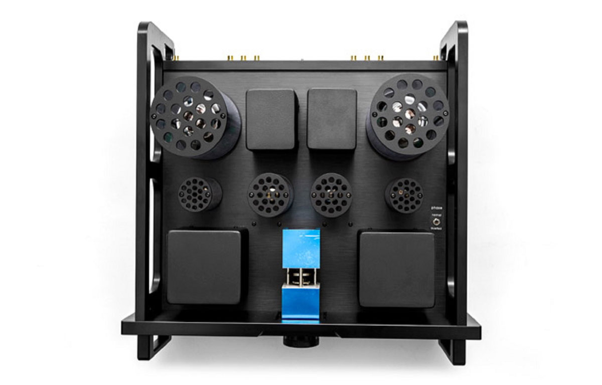 Detalle de las válvulas del ALLNIC AUDIO L-7000