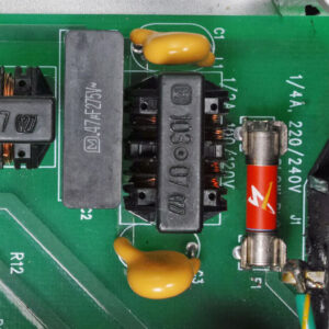 Fusible Holographic instalado en un sistema de audio High End