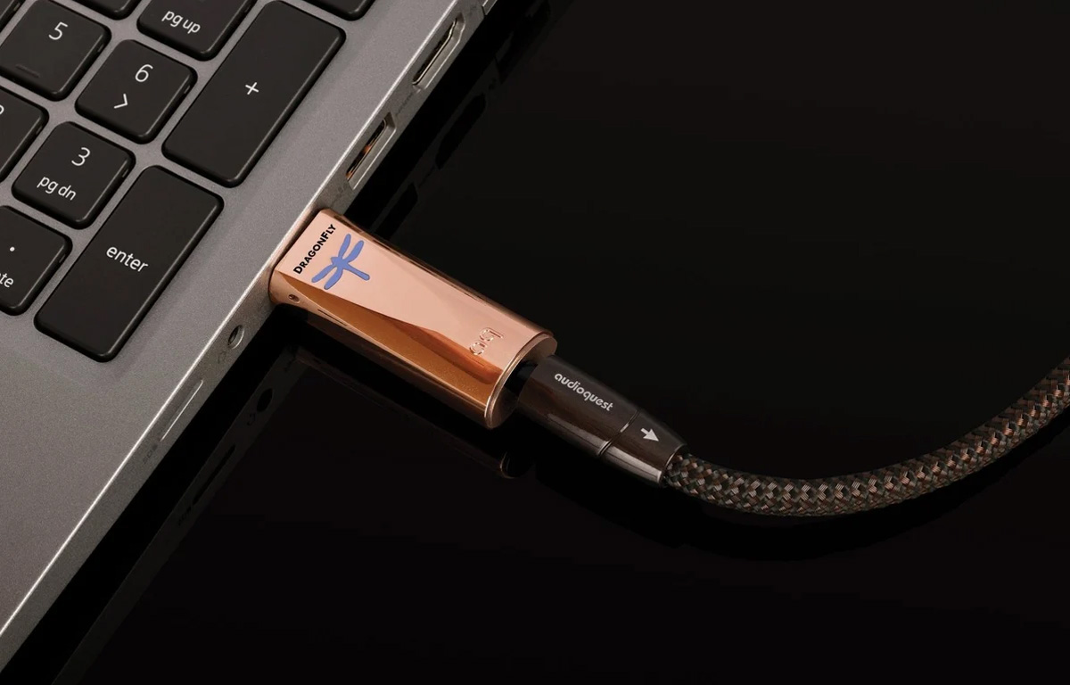 Detalle del DAC USB AudioQuest DragonFly Copper